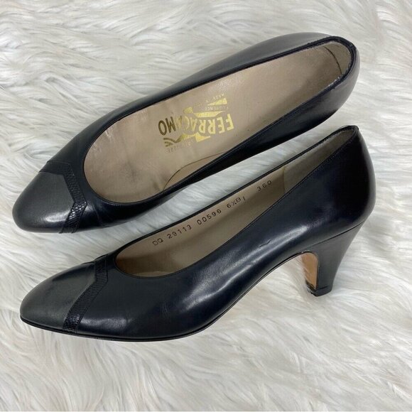 Salvatore Ferragamo Women’s Minimalist Color-Block Designer Leather Pump US 6.5B - Picture 1 of 15